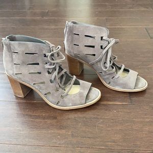 Vince Camuto block heeled sandals
